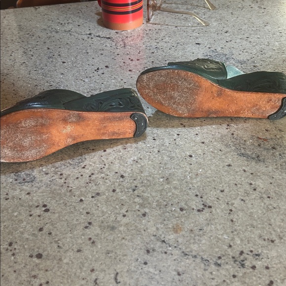 Forest Green Embossed Leather Wedge Slide Sandals - Picture 4 of 4